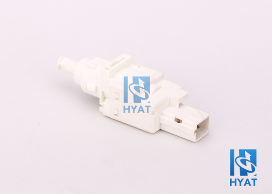 China Plastic Locked mechanical brake light switch for FIAT/CITROEN OE 46742974/4534 39/ 60801959 supplier